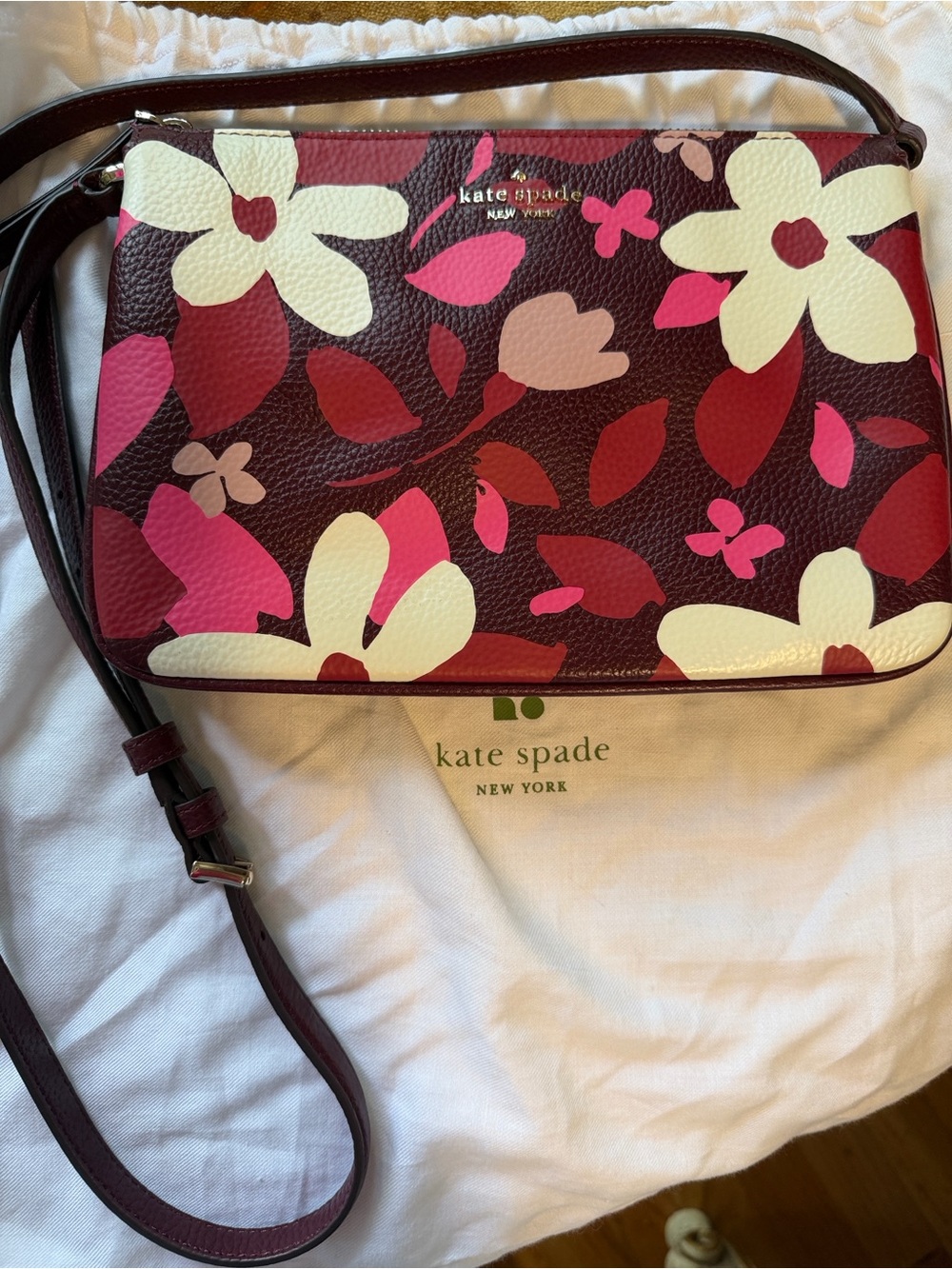 Kate Spade New York Jackson Forest Floral Triple Gusset Pink and Cream Accents
